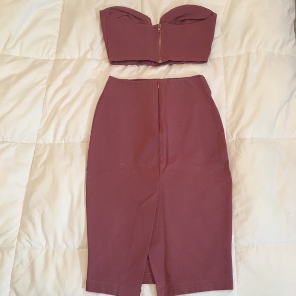 Two Piece Set - Picture 3 of 9